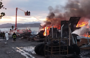 Después de días de tensión, lograron controlar el incendio en el Parque Industrial 