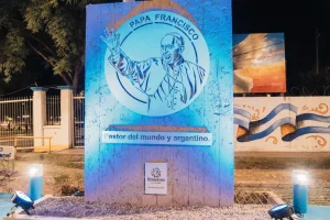 Rawson recordó al Papa con un parque y emoción