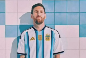 Locura mundialista: volaron las camisetas de Messi en San Juan
