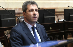 En el PJ sueñan con Uñac presidente