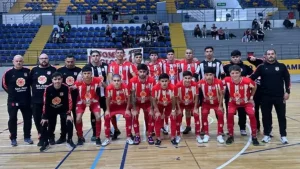 Noche a puro futsal: ocho partidos animan la quinta fecha