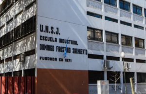 “Llegaremos a 41 días sin clases”: crece el reclamo de padres en la UNSJ