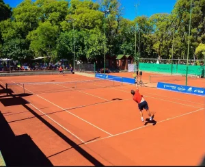 Cinco días a puro tenis: San Juan recibe a los mejores seniors del país