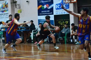 Ausonia volvió a ganar y encendió la séptima fecha del Clausura