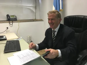 LICHA prepara una noche con política, música y buenas historias